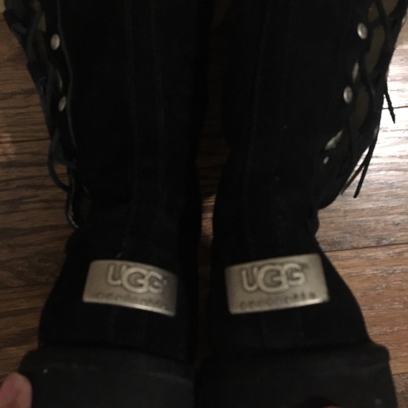 ⚪️ UGG’s!!!!  Black Suede with Fur ⚪️ - Picture 6 of 8